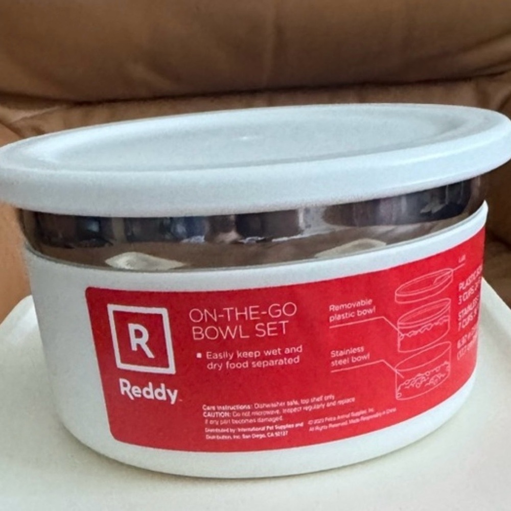 Reddy On-The-Go Bowl Set for Pup